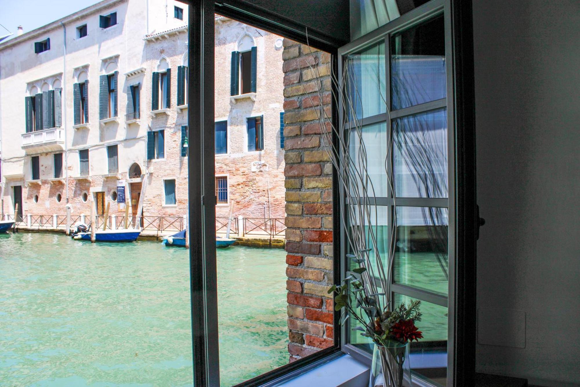Al Canal Regio - Guest House Venice Luaran gambar