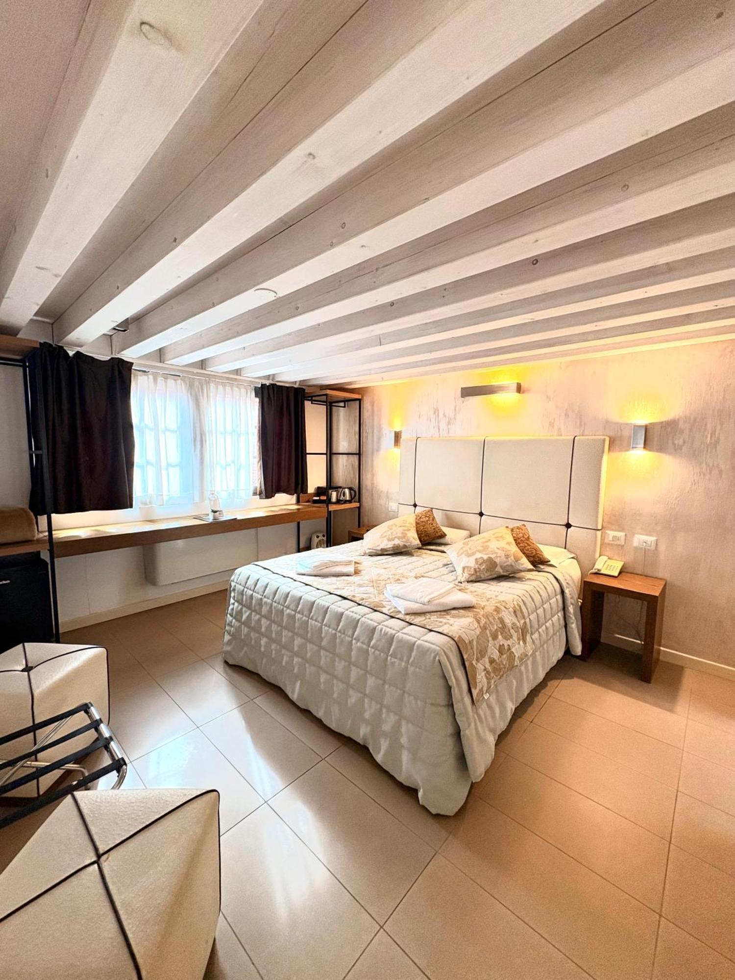 Al Canal Regio - Guest House Venice Luaran gambar