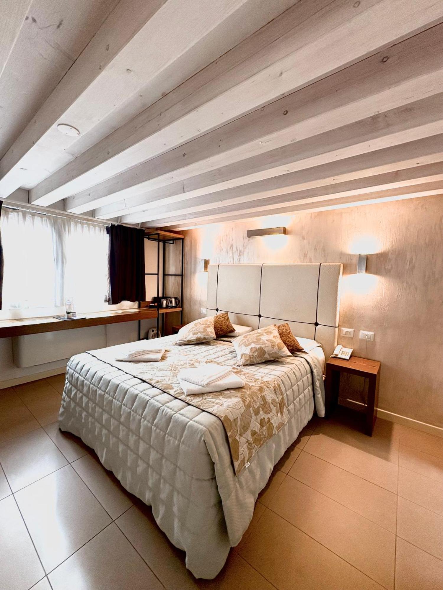 Al Canal Regio - Guest House Venice Luaran gambar